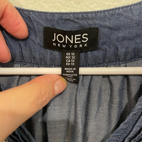 Jones New York Denim Blue Blouse with Lace Trim - Picture 3 of 5